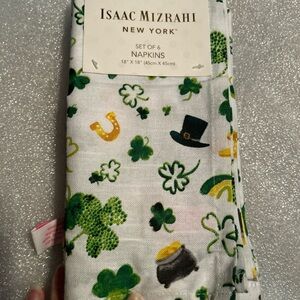Isaac Mizrahi Festive Clover Napkins